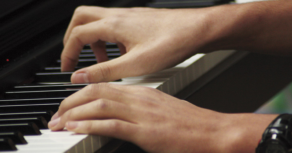 El piano és un dels instruments disponibles en aquest Grau
